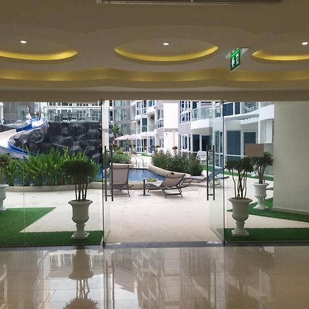 Luxury Business Suits In Grand Avenue By Pattaya City Estates Exterior photo