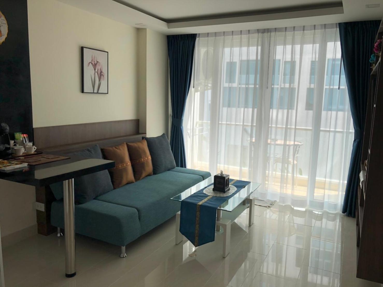 Luxury Business Suits In Grand Avenue By Pattaya City Estates Exterior photo