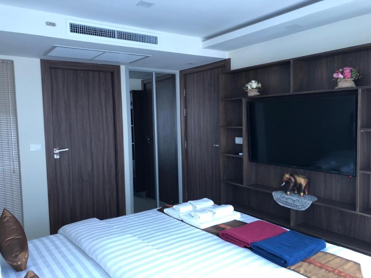 Luxury Business Suits In Grand Avenue By Pattaya City Estates Exterior photo